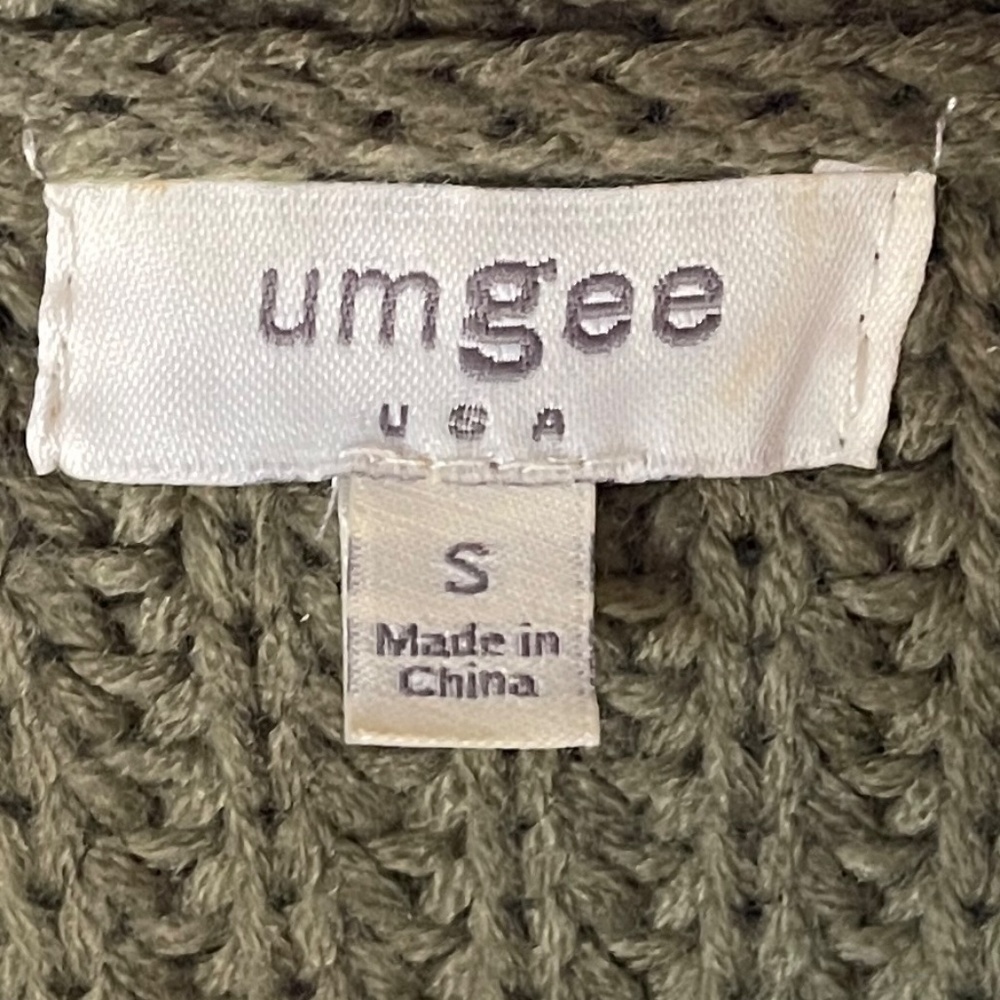 Umgee Chunky Knit Army Green Off Shoulder or‎ Cowl Neck Sweater Sz Small - Picture 5 of 9